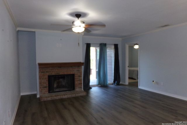 4212 Medical Dr Unit 208, San Antonio, TX 78229