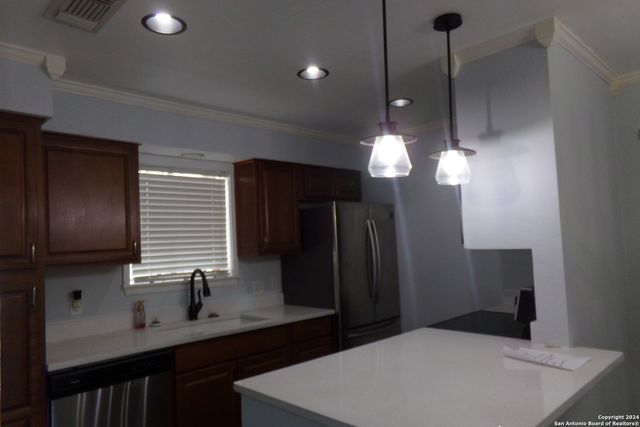 4212 Medical Dr Unit 208, San Antonio, TX 78229