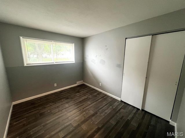 830 Northmoor Drive, Florissant, MO 63033