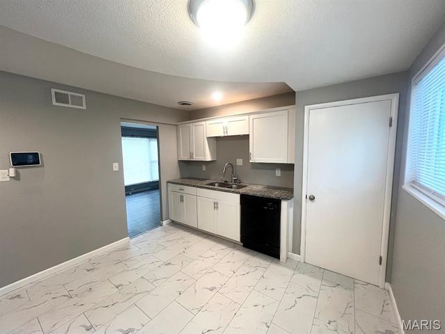 830 Northmoor Drive, Florissant, MO 63033
