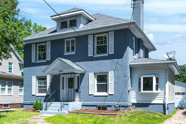 2421 W MOSS Avenue, West Peoria, IL 61604