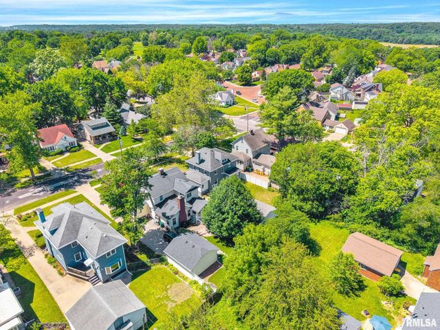 2421 W MOSS Avenue, West Peoria, IL 61604