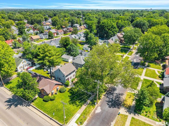 2421 W MOSS Avenue, West Peoria, IL 61604
