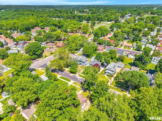 2421 W MOSS Avenue, West Peoria, IL 61604