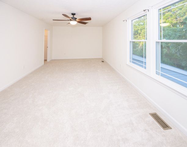 557 Panzeretta Drive, Walton, KY 41094