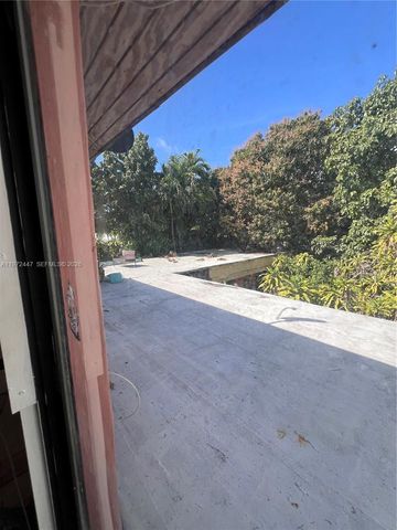 2278 SW 16th Avenue, Miami, FL 33145