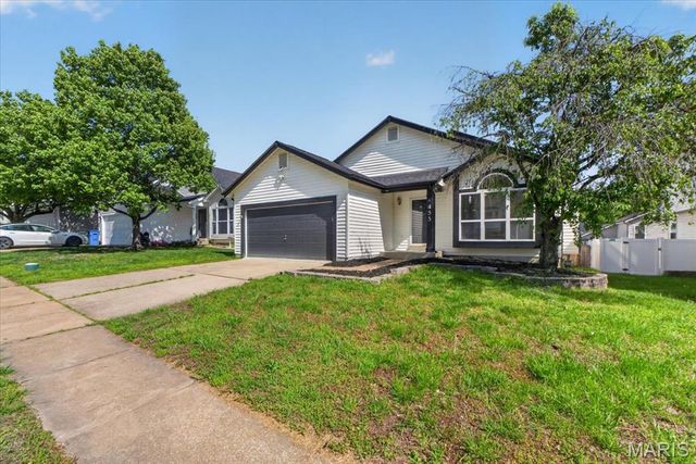 453 Seton Hall Court, Valley Park, MO 63088