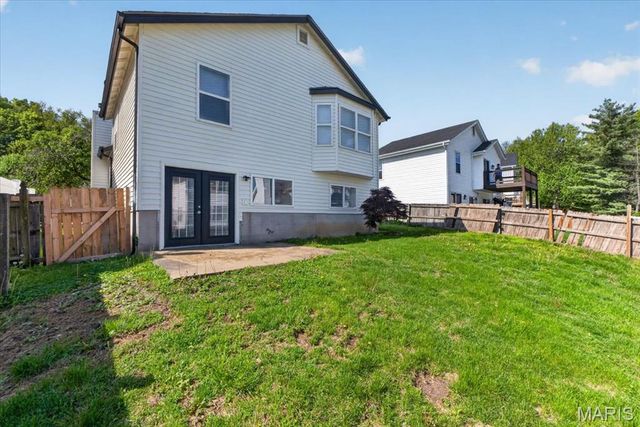453 Seton Hall Court, Valley Park, MO 63088