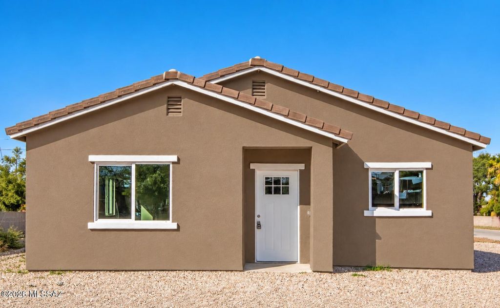 217 E Placita De Los Aviones, Tucson, AZ 85706