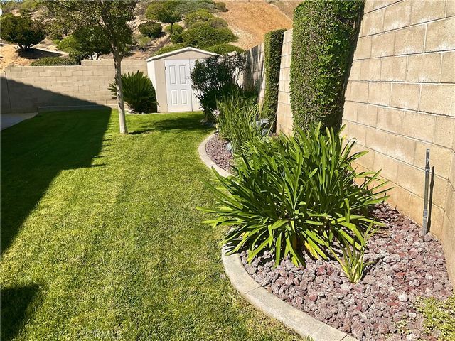 7123 Hidden Court, Highland, CA 92346