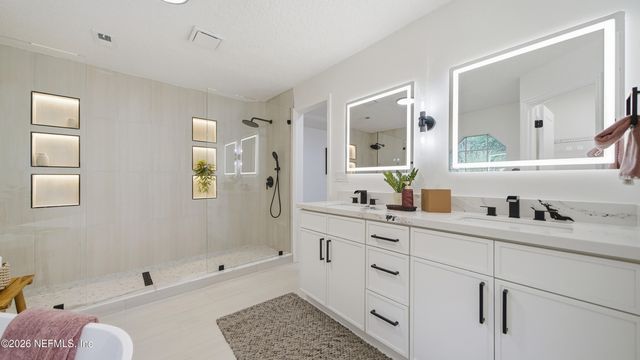 4034 RETFORD Drive, Jacksonville, FL 32225