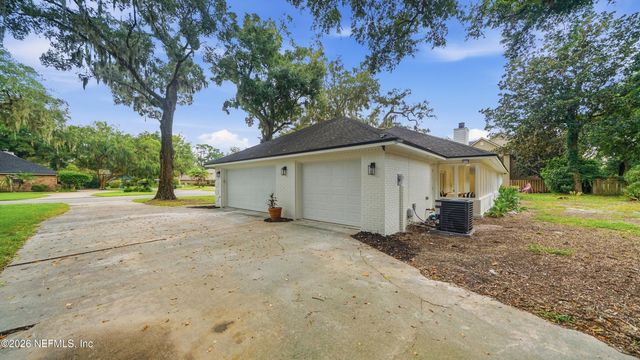 4034 RETFORD Drive, Jacksonville, FL 32225