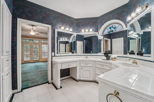 14515 Wisteria Hollow Lane, Houston, TX 77062