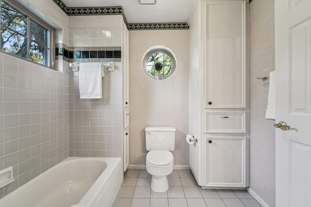 14515 Wisteria Hollow Lane, Houston, TX 77062