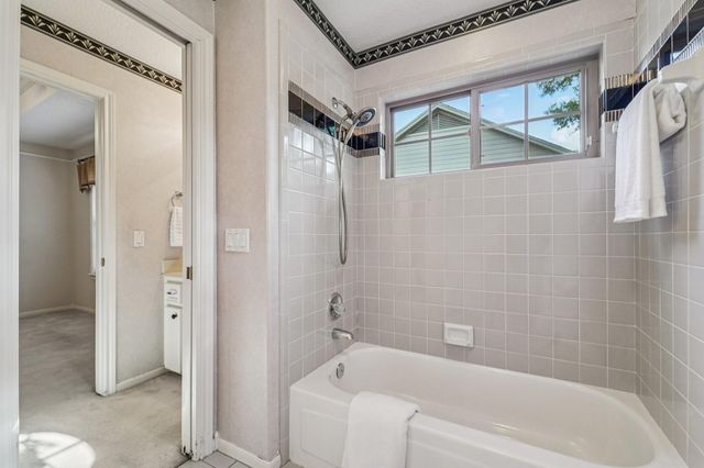 14515 Wisteria Hollow Lane, Houston, TX 77062