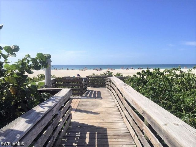 441 Yellowbird ST, Marco Island, FL 34145