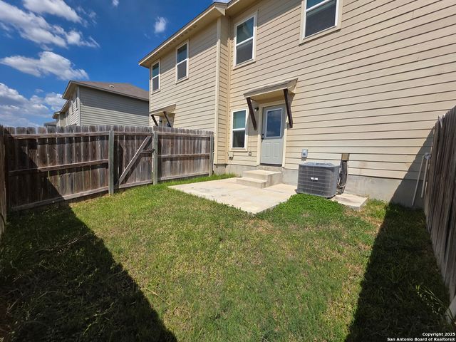 16841 Showdown Path Unit 2, Selma, TX 78154
