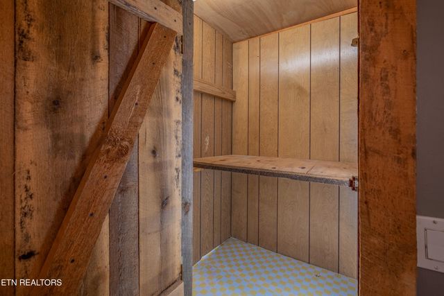 103 Rockhouse Lane, Briceville, TN 37710