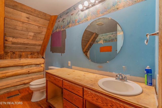 103 Rockhouse Lane, Briceville, TN 37710