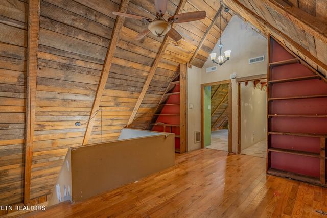 103 Rockhouse Lane, Briceville, TN 37710