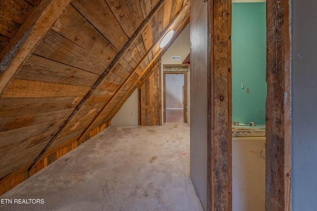 103 Rockhouse Lane, Briceville, TN 37710