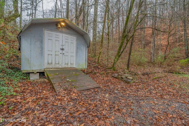 103 Rockhouse Lane, Briceville, TN 37710