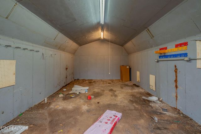 103 Rockhouse Lane, Briceville, TN 37710