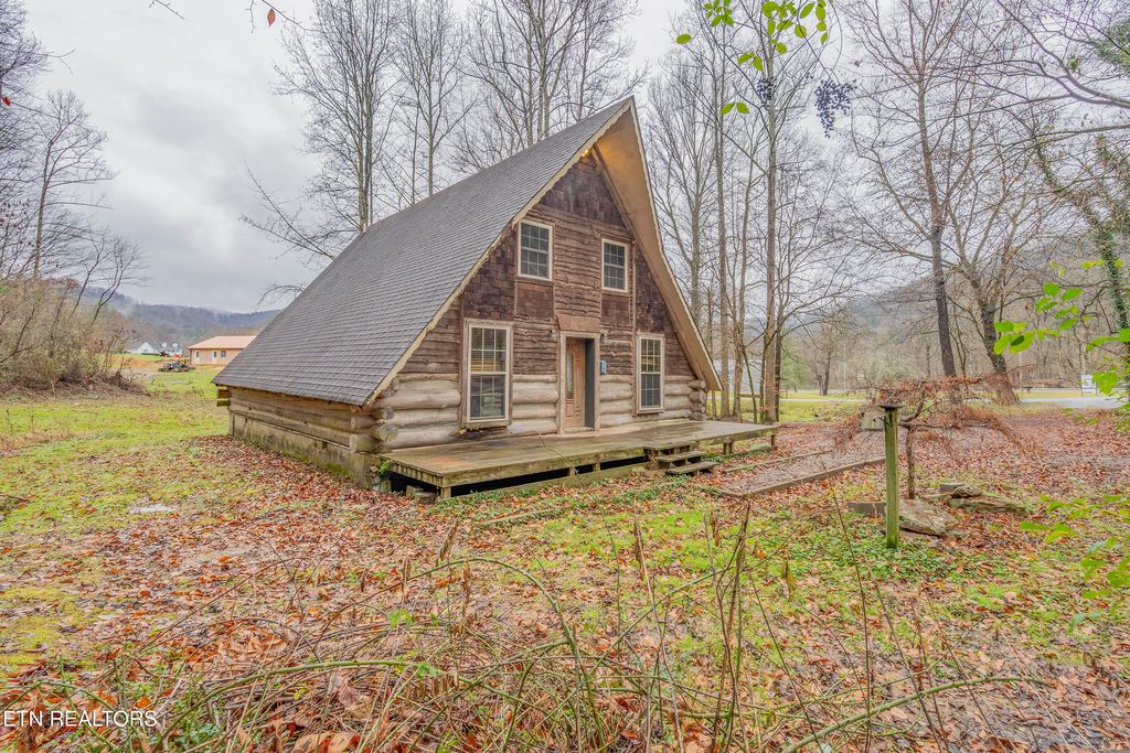 103 Rockhouse Lane, Briceville, TN 37710