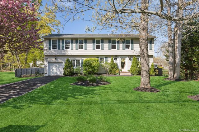 5045 Main Bayview Road, Southold, NY 11971