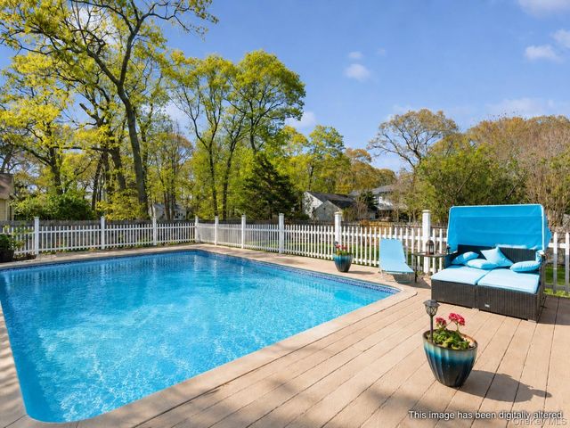 5045 Main Bayview Road, Southold, NY 11971
