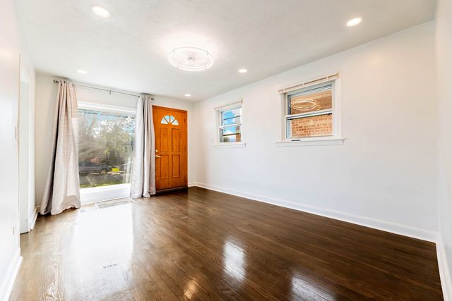 5636 S Kolmar Avenue, Chicago, IL 60629