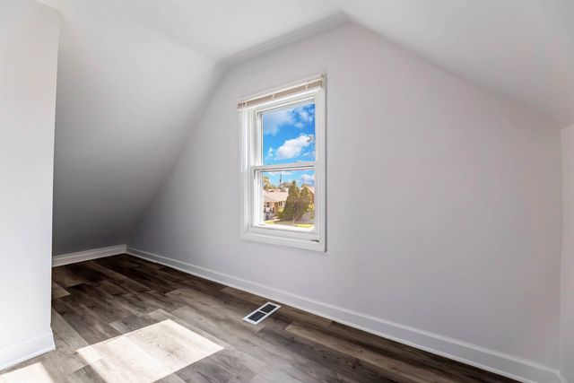 5636 S Kolmar Avenue, Chicago, IL 60629