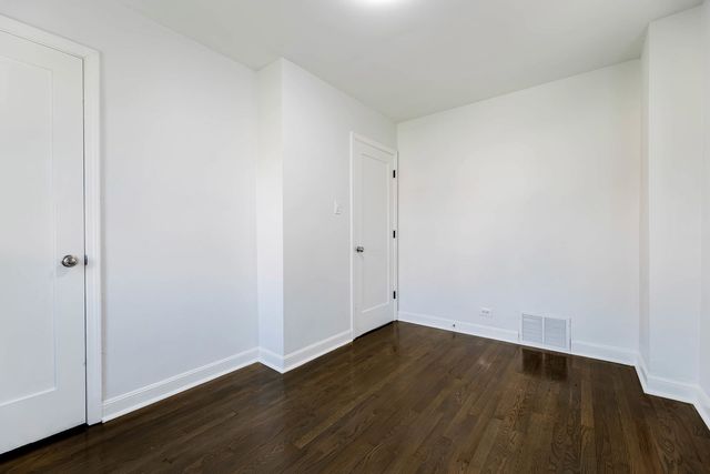 5636 S Kolmar Avenue, Chicago, IL 60629