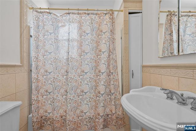 221 54th Street, West New York, NJ 07093