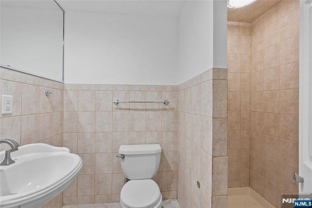 221 54th Street, West New York, NJ 07093