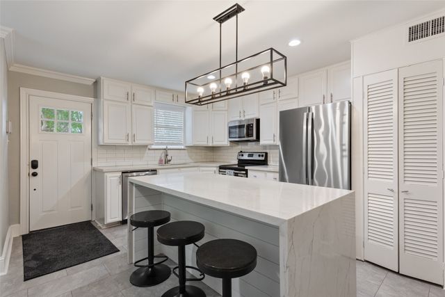 1500 S 10th Street, Waco, TX 76706