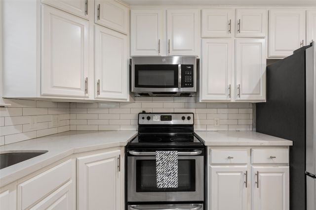 1500 S 10th Street, Waco, TX 76706