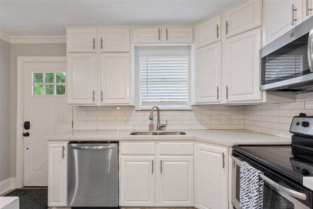 1500 S 10th Street, Waco, TX 76706