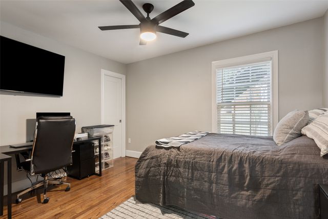 1500 S 10th Street, Waco, TX 76706