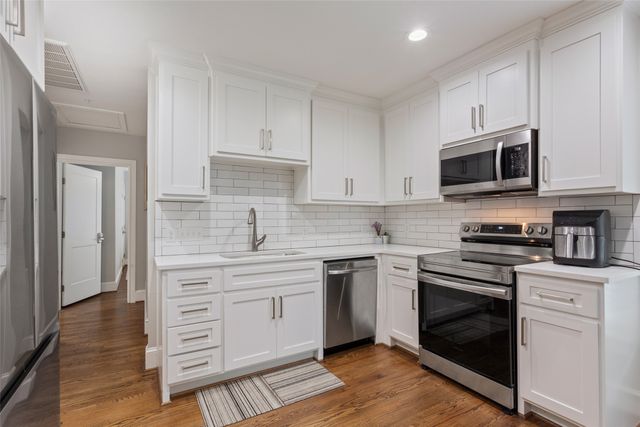 1500 S 10th Street, Waco, TX 76706
