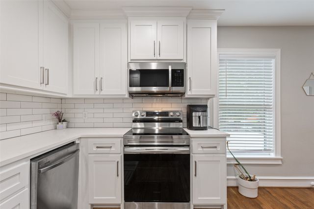1500 S 10th Street, Waco, TX 76706