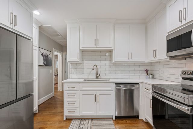 1500 S 10th Street, Waco, TX 76706