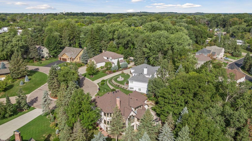 685 Valley View Court, Shoreview, MN 55126 — photo 5