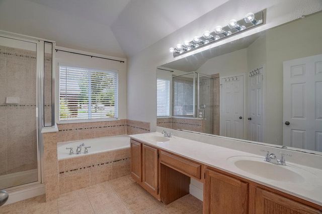 17004 Bishopsgate DR, Pflugerville, TX 78660