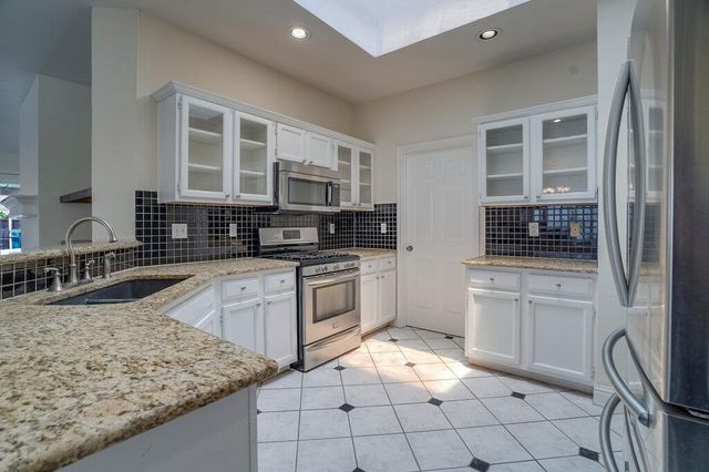 17004 Bishopsgate DR, Pflugerville, TX 78660