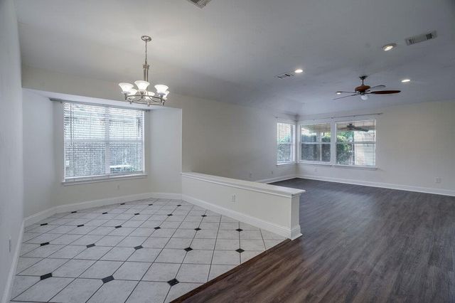 17004 Bishopsgate DR, Pflugerville, TX 78660