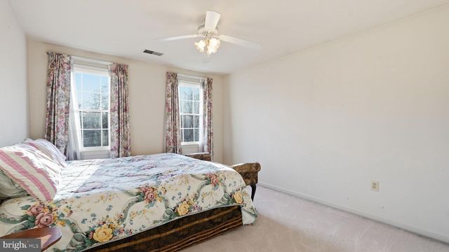 4 SPRING LAKE DR, Stafford, VA 22556