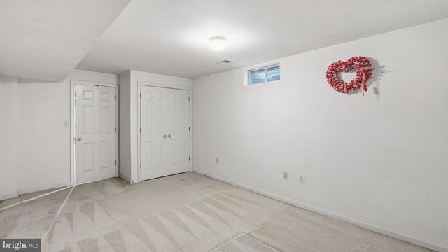 4 SPRING LAKE DR, Stafford, VA 22556