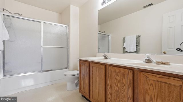 4 SPRING LAKE DR, Stafford, VA 22556