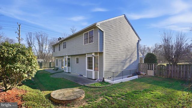 4 SPRING LAKE DR, Stafford, VA 22556